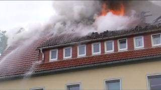 Brand Mehrfamilienhaus Schneeberg [upl. by Olaznog438]