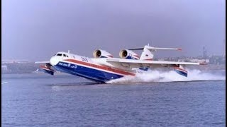 Aviões decolando e pousando dentro da água  airplanes landing in the water [upl. by Eirhtug]