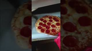 Digiorno pizza pizza pizzalover digiorno trendingshorts food popular viralshort [upl. by Attirb]