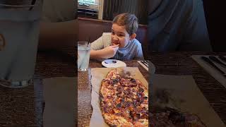 Bacon amp Honey  Bee Sting Pizza in New York [upl. by Notsirb]