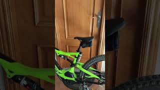 ❌Problema cuadro Specialized mtb Enduro [upl. by Ahtamas]