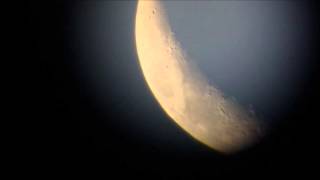 lune au telescope bresser 70900 [upl. by Auqinot]