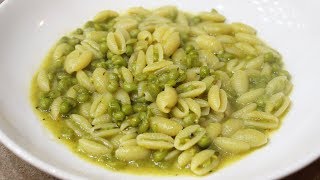 PASTA E PISELLI CLASSICA  FoodVlogger [upl. by Adranoel284]