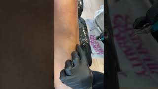 A camouflage tattoo tip for scars on the knees and shin scarcamouflage tattooartist [upl. by Linson]